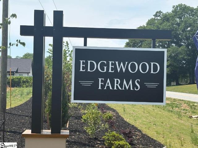 133 Edgewood Farms Court