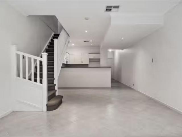 1/33 Edmund St, Norwood Townhouse for rent Listed by Ashley P.