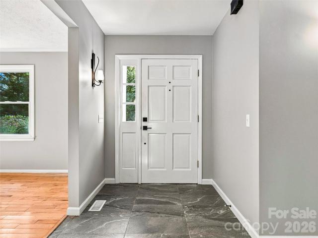 133 Kent Lane