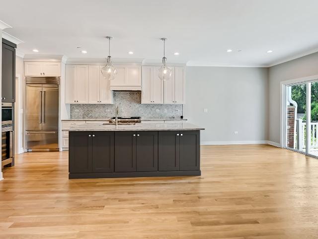 133 Harding Court, Glen Ellyn, US, IL