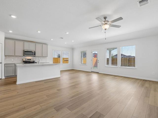 133 Leland Ave