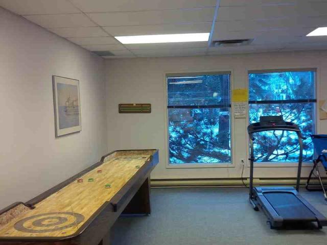 133 Matheson 55+ non smoking 1 Bedroom Apartment for Rent at 133 Matheson Ave E, Winnipeg, MB R2W 5M7 Seven Oaks Subdivision