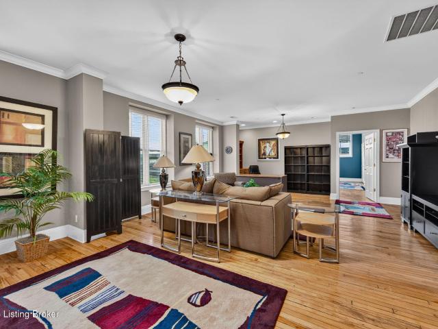 133 S 3rd St 405
