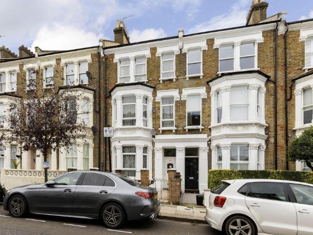 133 Saltram Crescent, London, W9 3JT, United Kingdom | 2 bed apartment for rent #134702820 | Rentberry