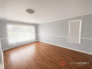 133 Raye Street, Tolland