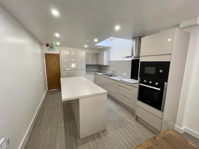 133A Dawlish Road, Metchley, B29 7AH, United Kingdom | 5 bed duplex for rent #70909084 | Rentberry