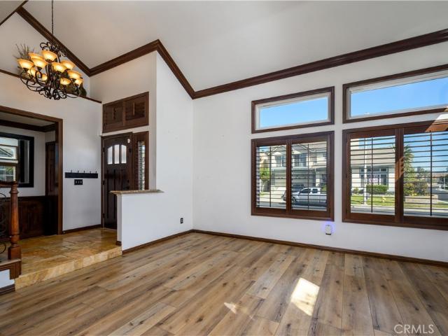 13443 Edgebrook