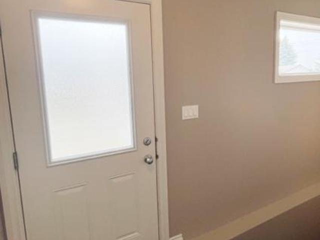 13447 61 Street NW 13451 L Apartment for Rent