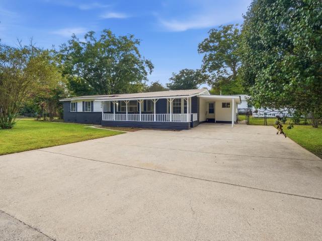 1344 Lake Lane Ne