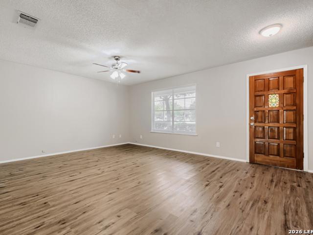 1345 Azalea Ln
