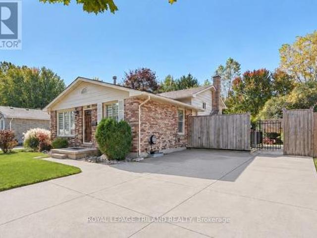 1345 Aldersbrook Road, London North I, ON, N6G 3J1 house for sale | Listing ID X14079 | Royal LePage