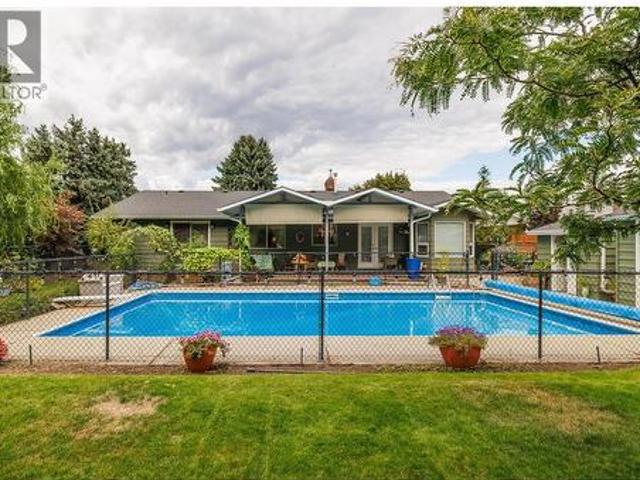 1345 Brentwood Road, West Kelowna, BC, V1Z 1K8 house for sale | Listing ID 10400 | Royal LePage