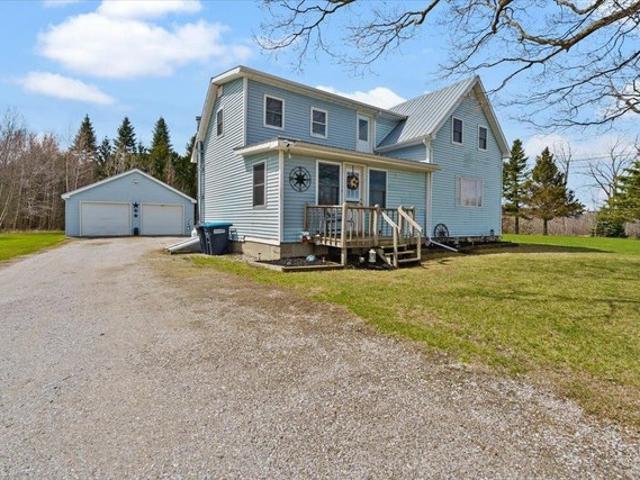 1346 Bridge Rd, North Hero, VT 05474