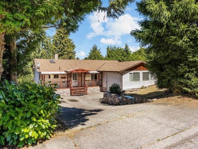 13475 Avenue, Surrey, BC, V3R 6S9 house for sale | Listing ID R3153 | Royal LePage