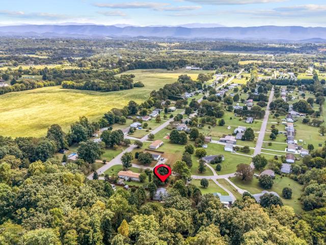 1347 Mountain View Circle