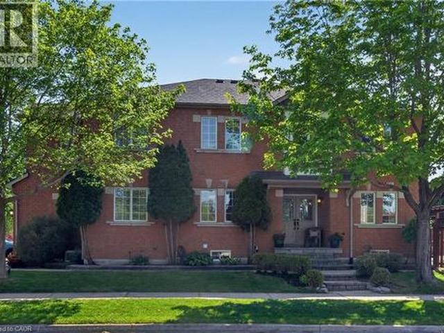 1347 Brookstar Drive, Oakville, ON, L6M 3W1 house for sale | Listing ID 40865 | Royal LePage