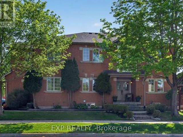 1347 Brookstar Drive, Oakville, ON, L6M 3W1 house for sale | Listing ID W13821 | Royal LePage
