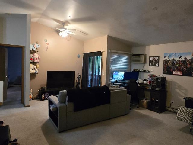 1347 Cunat Court # 2D