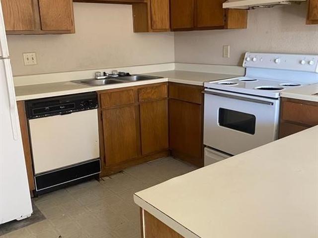 13480 S Thorntree Dr, Unit 910, Houston, TX 77015 | MLS #79853