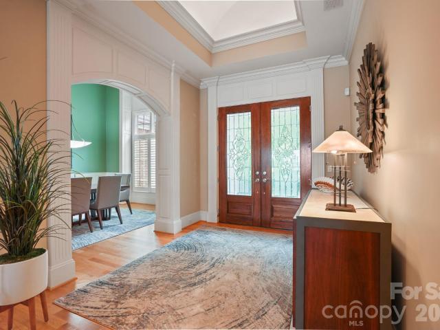 1348 Astoria Parkway