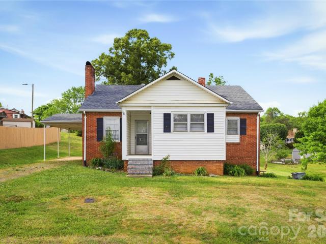 1348 Hibriten Drive SE