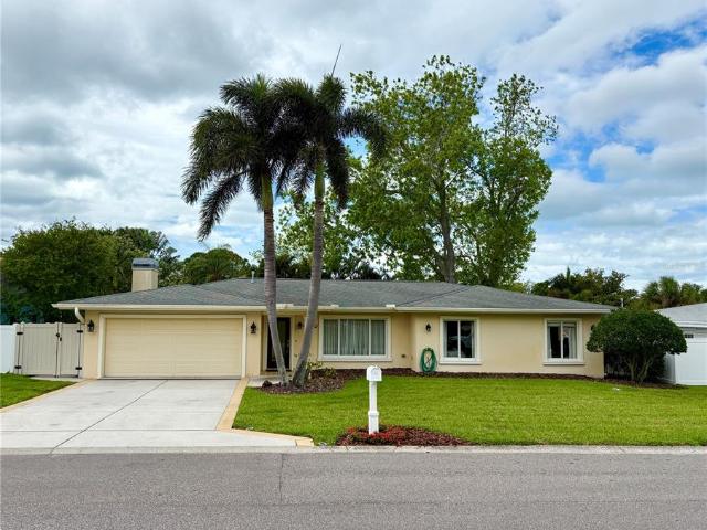 1348 High Bluff Dr, Largo, FL 33770 | MLS #TB8491