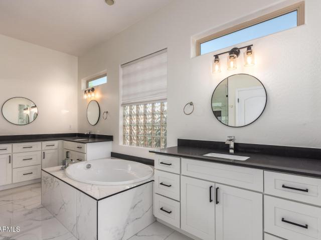 13403 w cabrillo drive