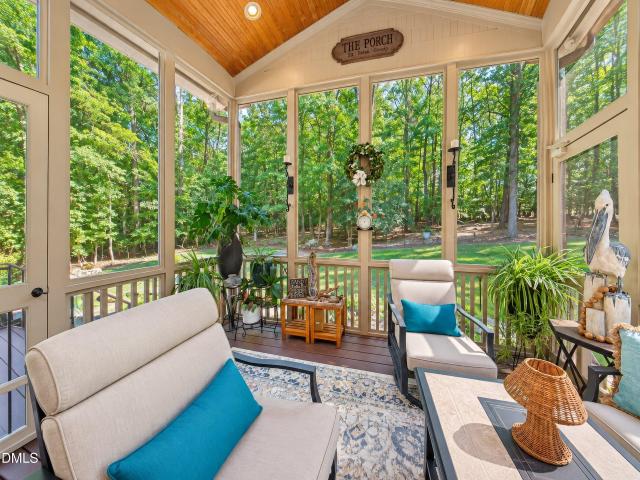 1340 Caistor Lane