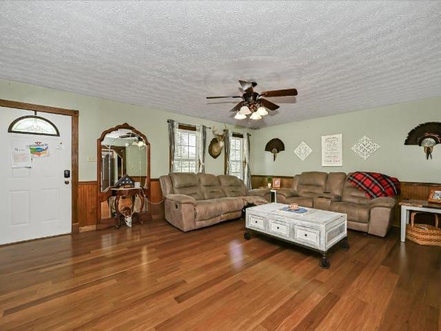 1340 Co Rd 1087