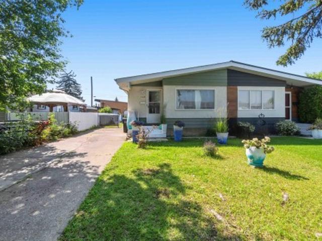 1340 Street Nw, Edmonton, AB, T5C 0C7 house for sale | Listing ID E4505 | Royal LePage