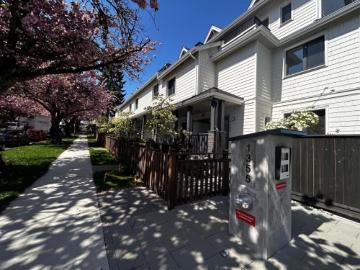 Townhouse for sale in Kensington-cedar Cottage - Patio