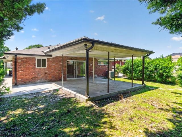 1341 Poinsettia Drive