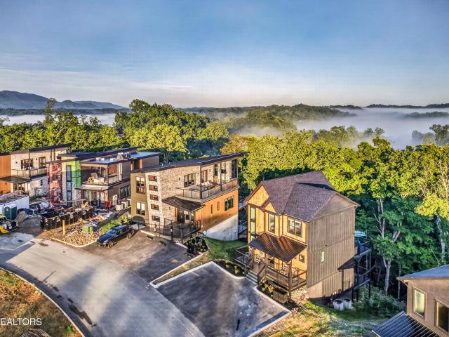 1341 Reedmont Way