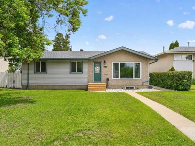 13427 Street, Edmonton, AB, T5E 5E5 house for sale | Listing ID E4493 | Royal LePage