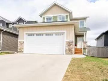13429 104A Street, Grande Prairie, AB, T8V 6K8 house for sal.