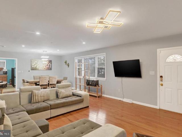 1343 Church Road