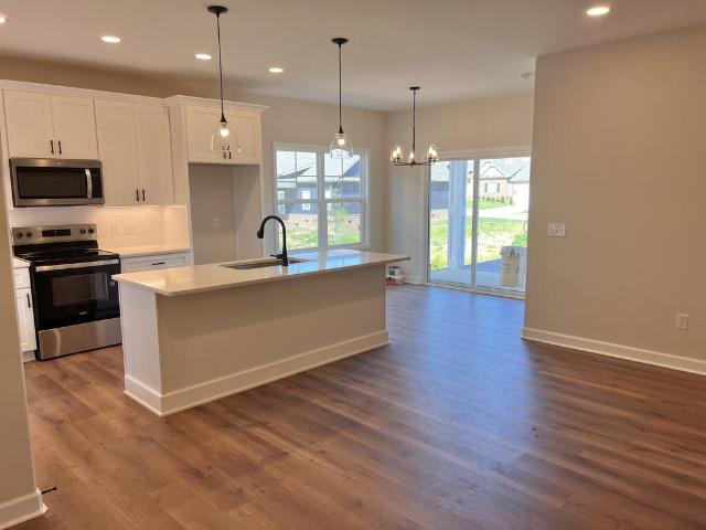 1343 Kensington Circle
