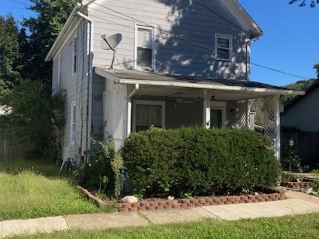 134 8th Street NE