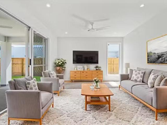 134 Cowell Drive, Burleigh Heads, QLD 4220 House for Rent