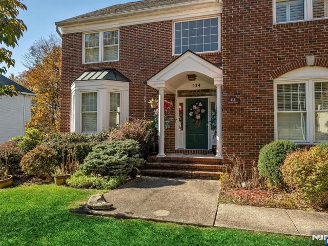 134 Arthur Court