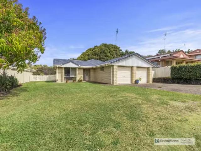 134 Ash Drive, Banora Point House for rent Listed by Tweed Ci.