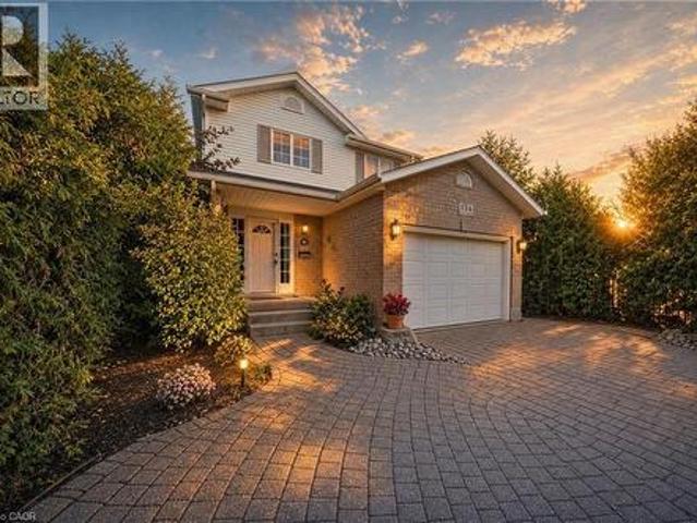 134 Bellamy Crescent, Fergus, ON, N1M 3S6 house for sale | Listing ID 40864 | Royal LePage
