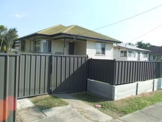 134 Granard Road, ARCHERFIELD, QLD 4108 House for Rent