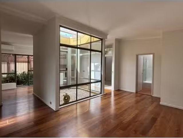 1/34 Decora Cres, Warabrook Apartment for rent Listed by Rent.