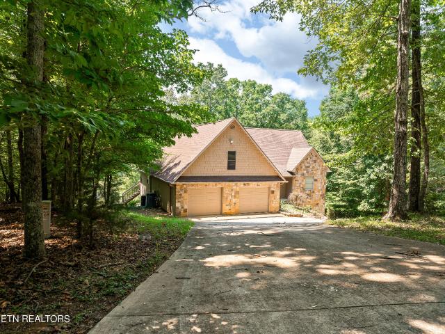 134 Holly Lane