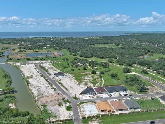 134 Heritage Park Dr, Rockport, TX 78382 | MLS #470743