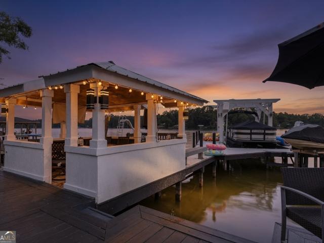 134 Lakeshore Drive
