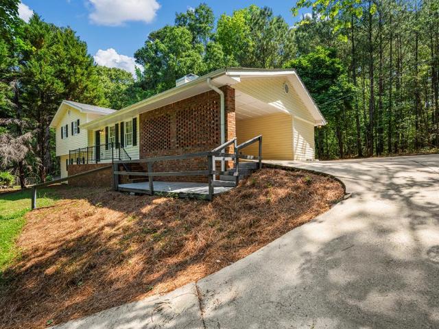 134 N Lake Dr, LaGrange, GA 30240 | MLS #10757