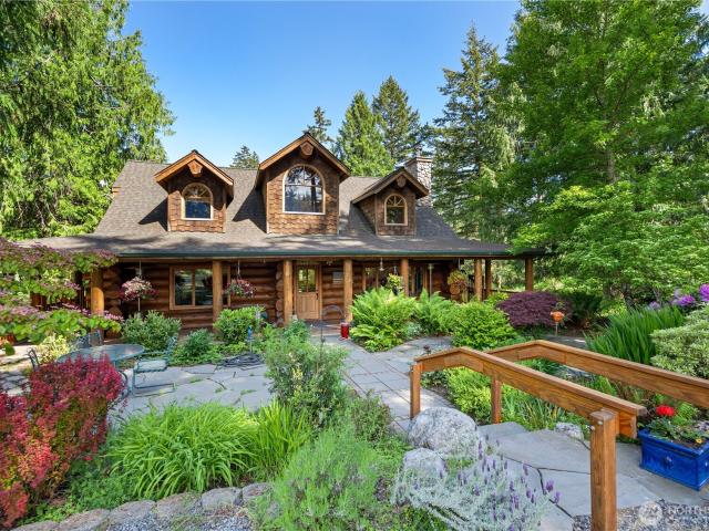 134 Sacred Moon Way