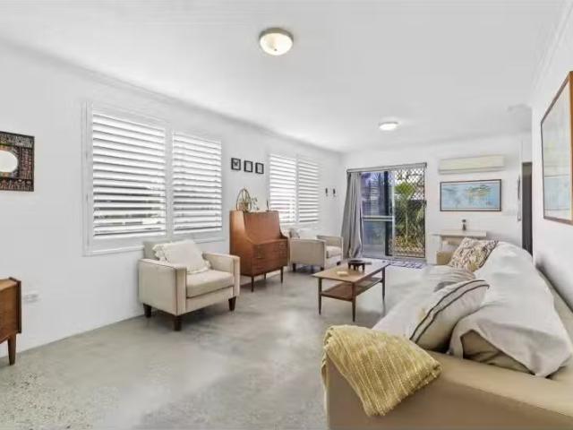 1/34 Station Street, TUGUN Apartment for rent Listed by Melis.